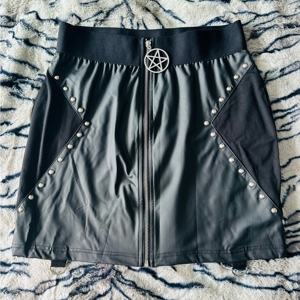 Killstar Black vinyl studded mini skirt size XL goth punk